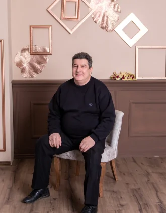 Адил Небичауш - Портиер на Сдружение Бъдеще за децата