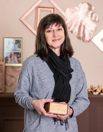 Антония Петрова - Касиер-домакин на Сдружение Бъдеще за децата