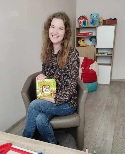 Ивелина Стоянова - Логопед в Комплекс за социални услуги - Центр за социална рехабилитация и интеграция за деца с увреждания - гр. Казанлък - Сдружение Бъдеще за децата