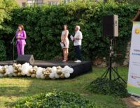 Мария Гинева на сцената при връчването на едноименните Годишните награди 2024 на Сдружение 'Бъдеще за децата'